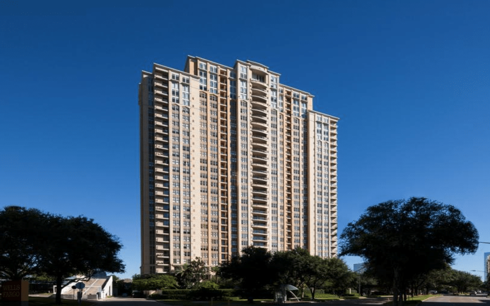 1200 Post Oak Blvd,Houston,77056,Apartment,Post Oak Blvd,2822