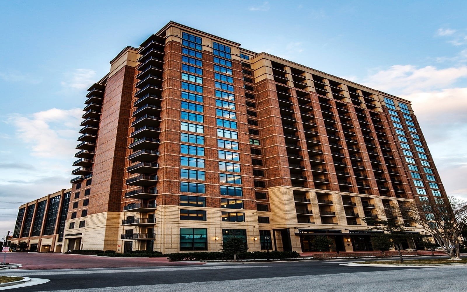 4 Chelsea Blvd,Houston,77006,Apartment,Chelsea Blvd,2837
