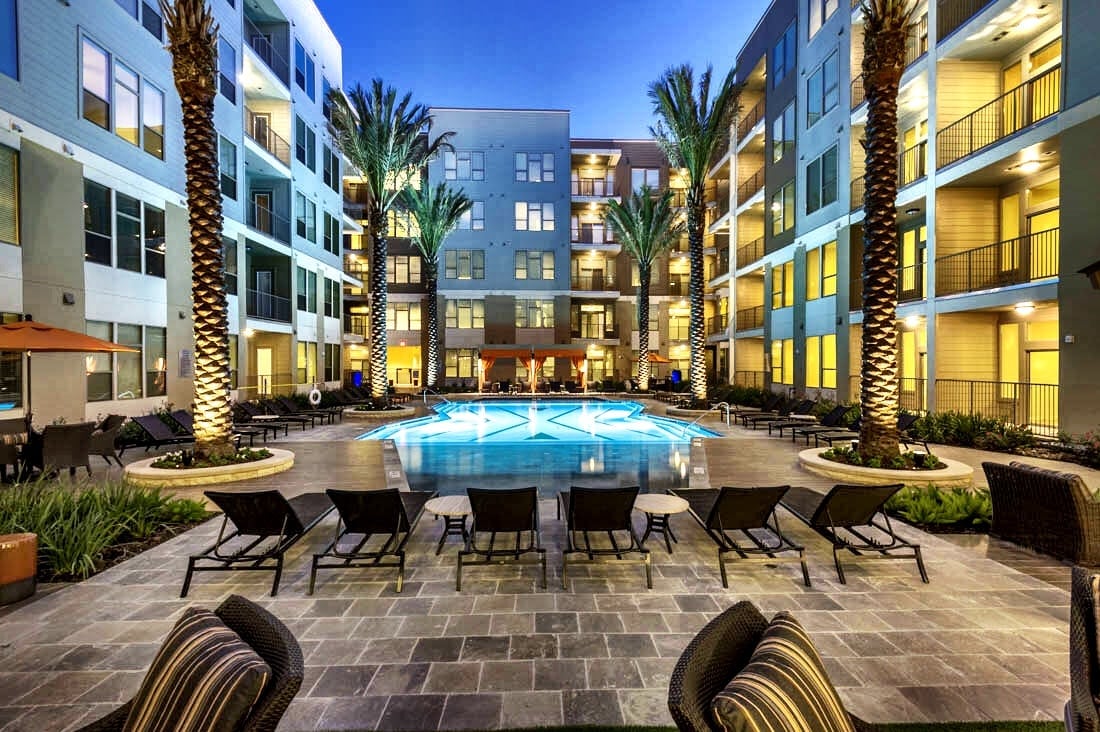 Sola Uptown River Oaks Best Luxury Apartment Locators in Houston TX